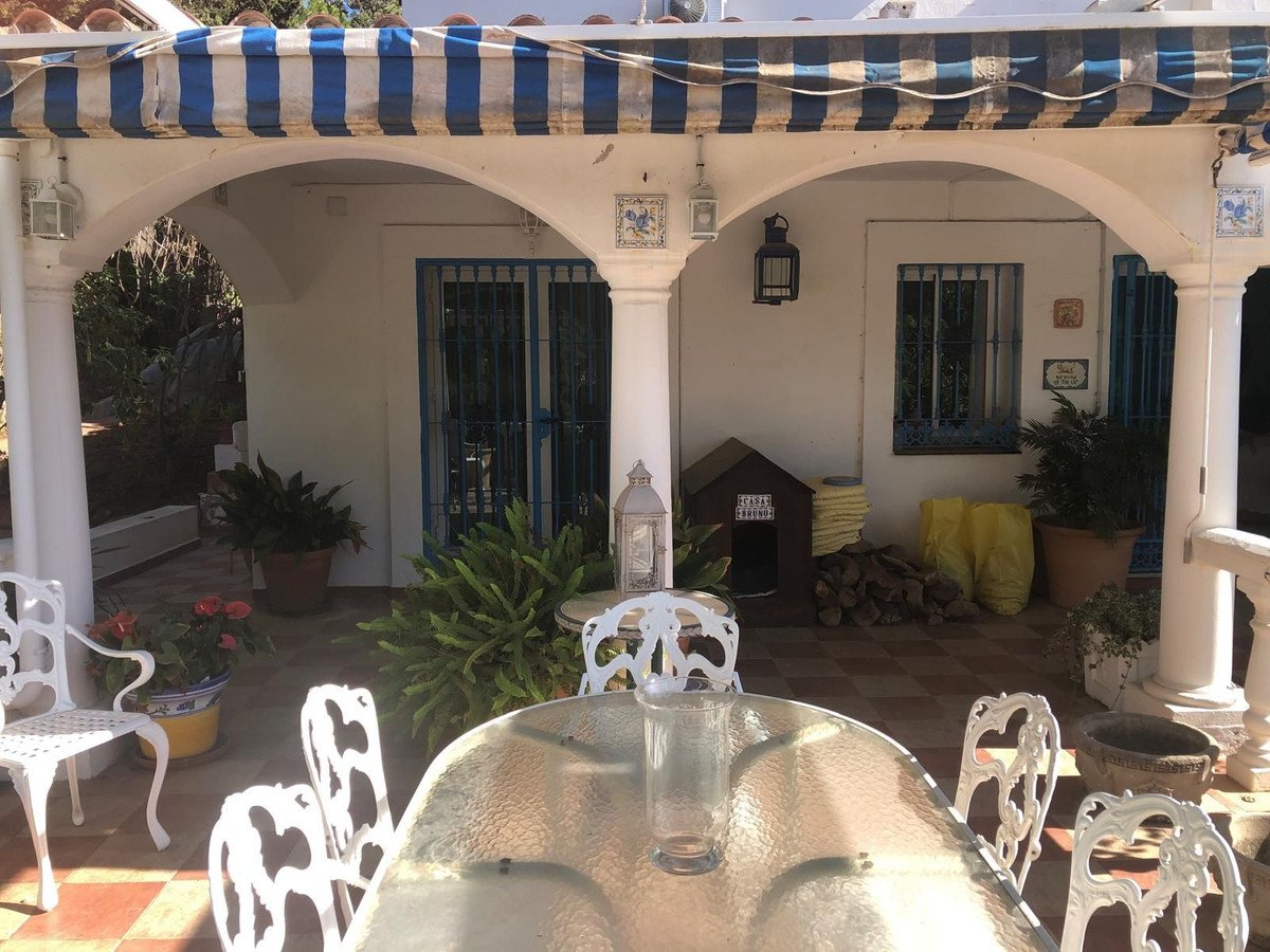 4 Bed Detached Villa in Mijas Costa