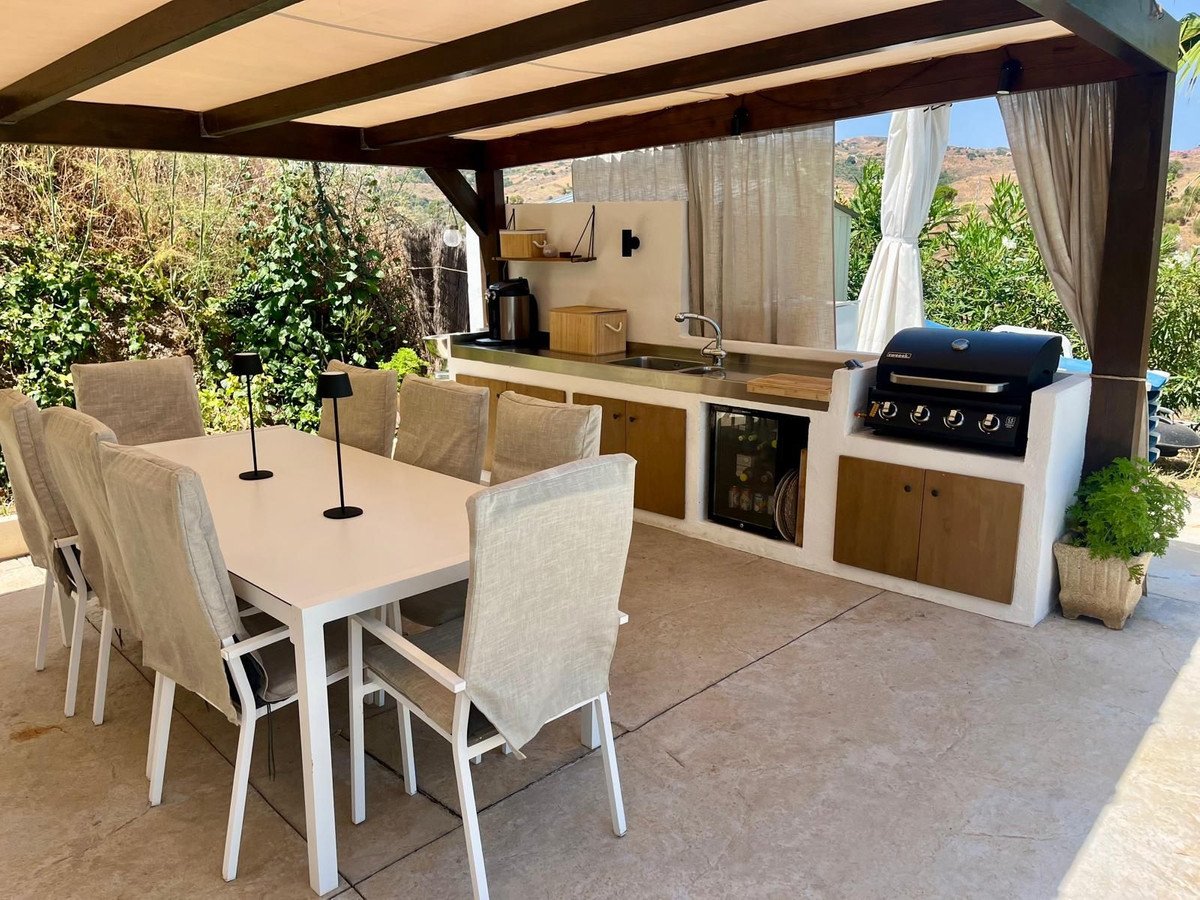 5 Bed Detached Villa in La Cala de Mijas