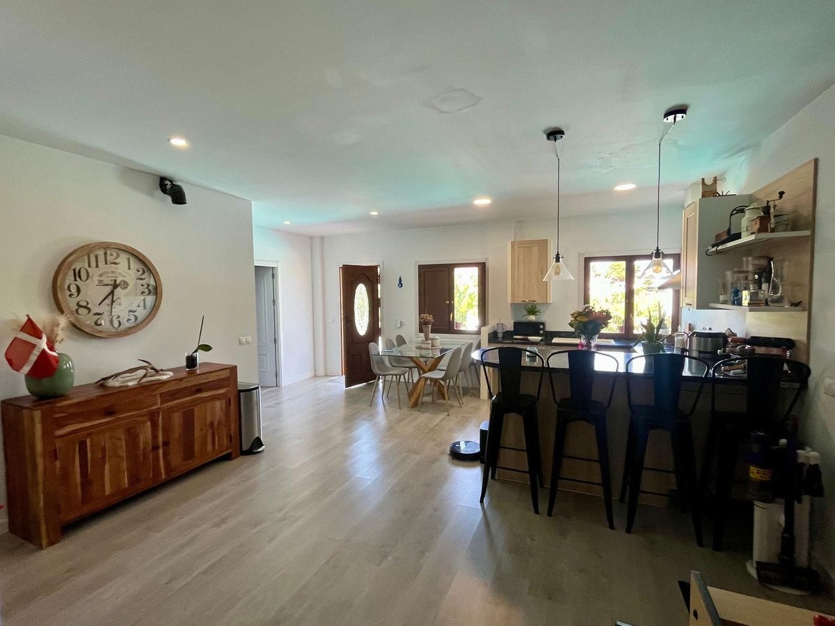 5 Bed Detached Villa in La Cala de Mijas