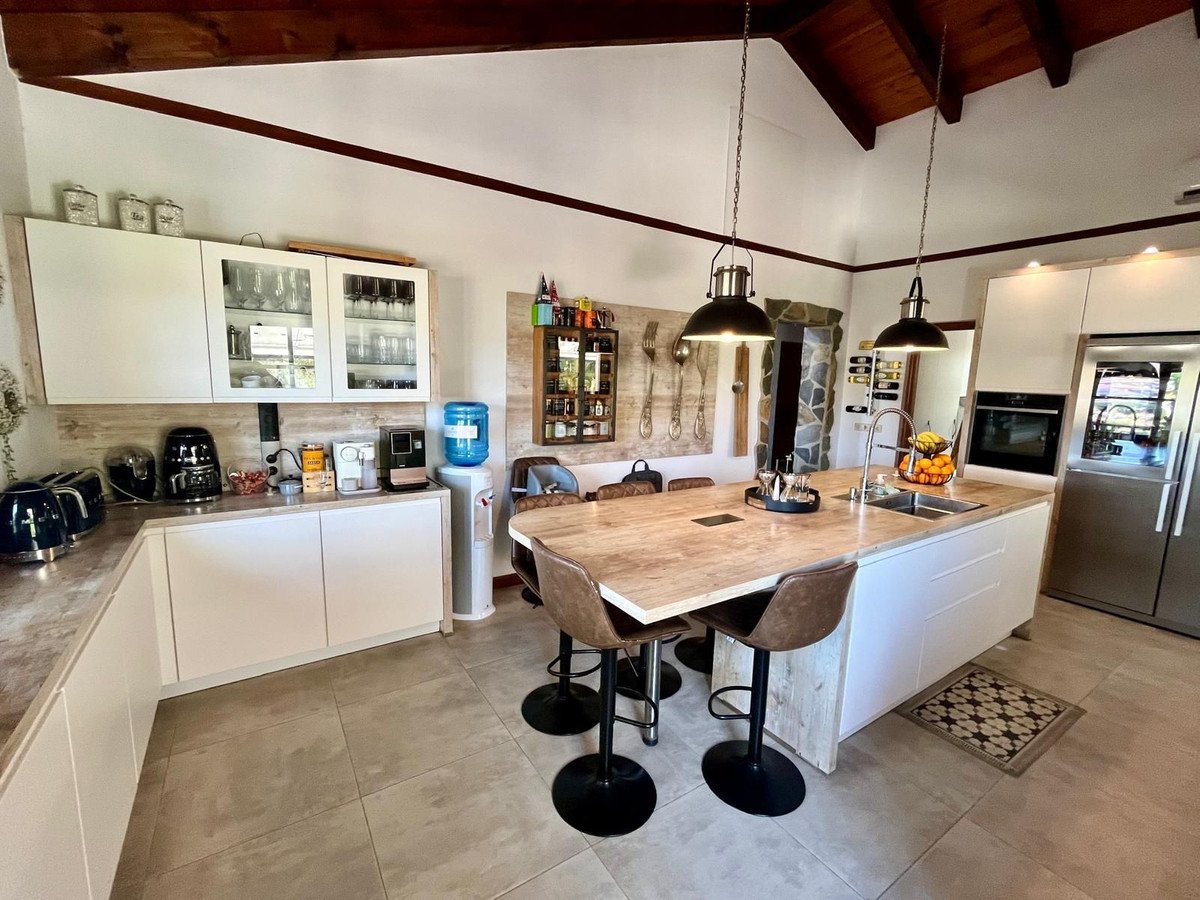 5 Bed Detached Villa in La Cala de Mijas