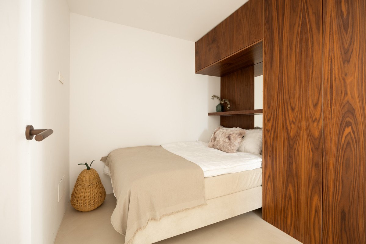 3 Bed Middle Floor Apartment in Nueva Andalucía