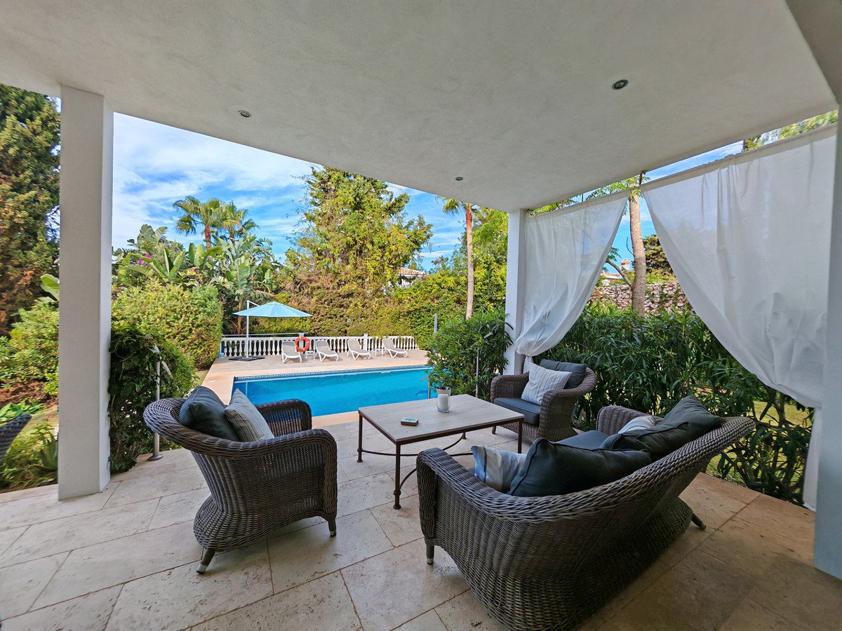 3 Bed Detached Villa in El Chaparral