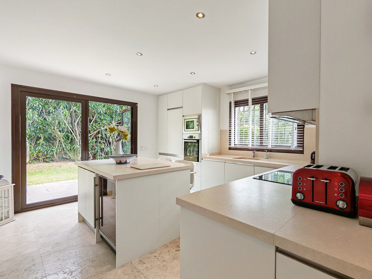 3 Bed Detached Villa in El Chaparral