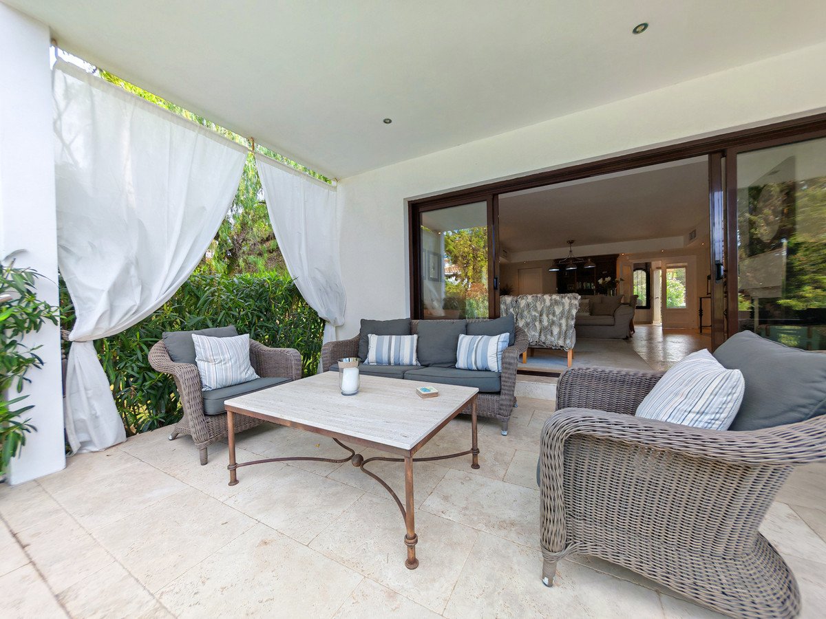 3 Bed Detached Villa in El Chaparral