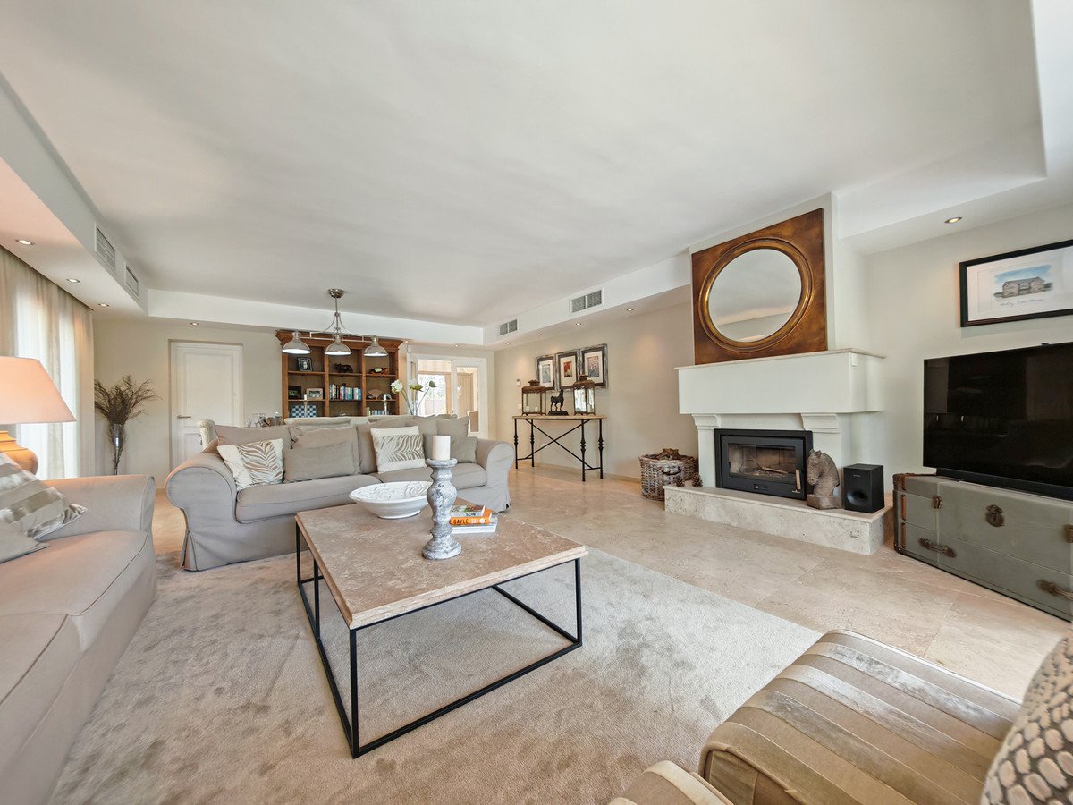 3 Bed Detached Villa in El Chaparral