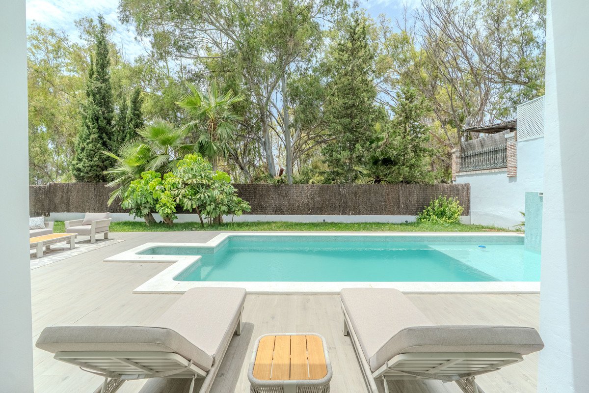 4 Bed Detached Villa in Nueva Andalucía