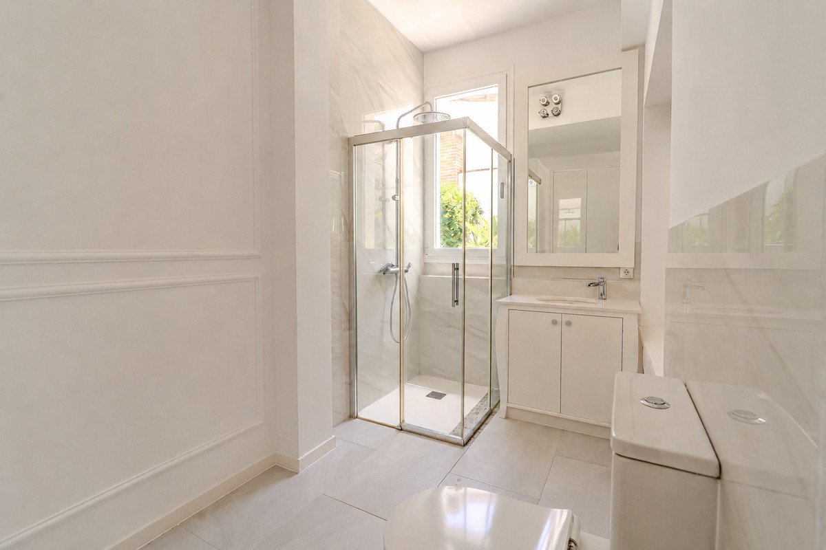 4 Bed Detached Villa in Nueva Andalucía