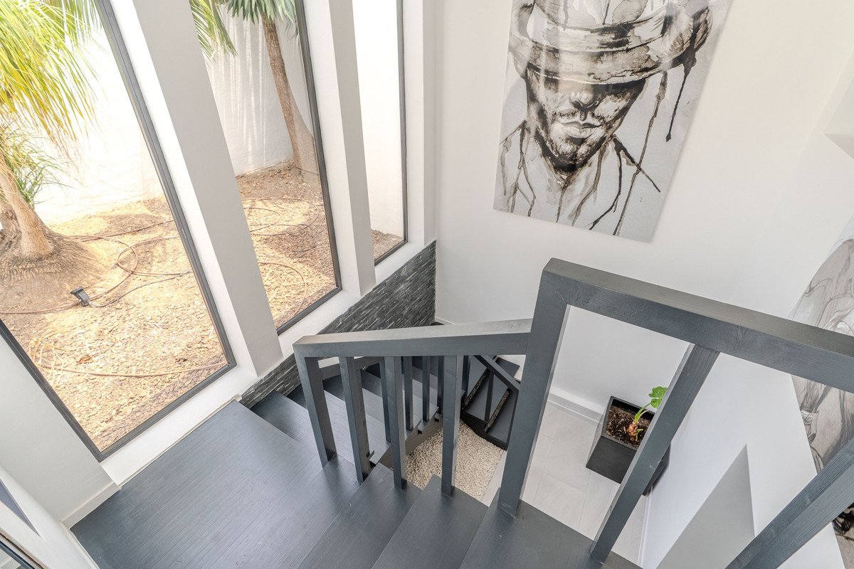 4 Bed Detached Villa in Nueva Andalucía