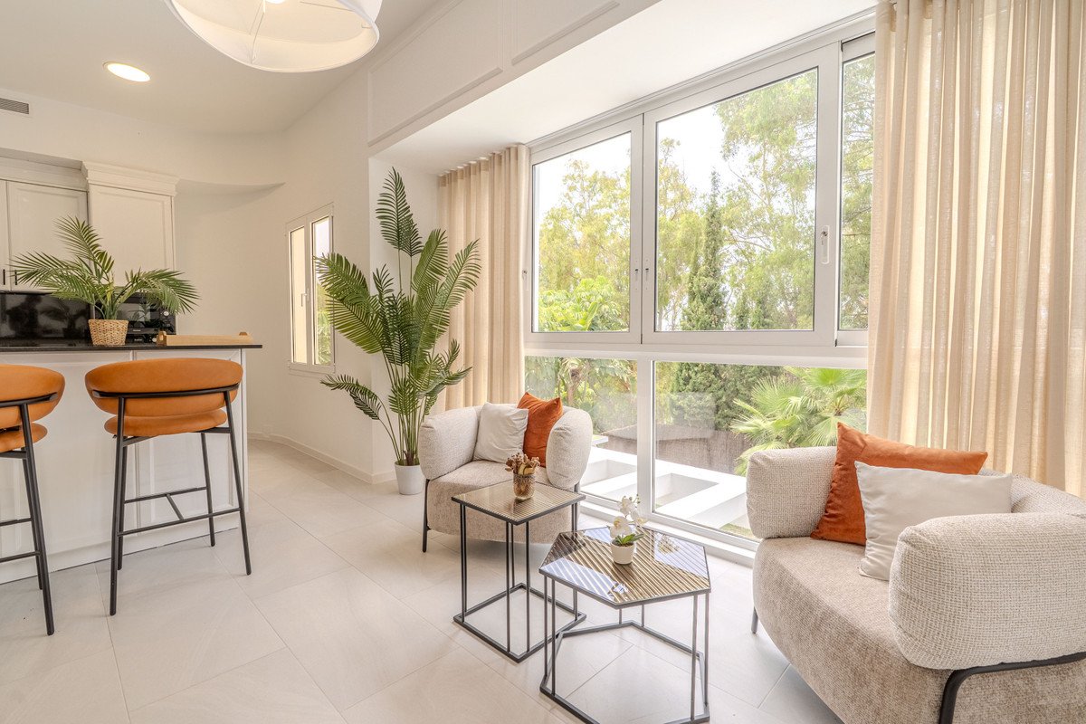4 Bed Detached Villa in Nueva Andalucía