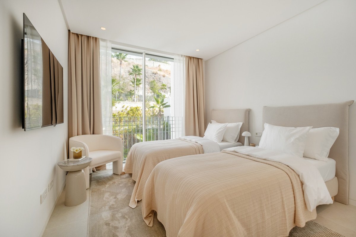 3 Bed Penthouse Duplex in Ojén