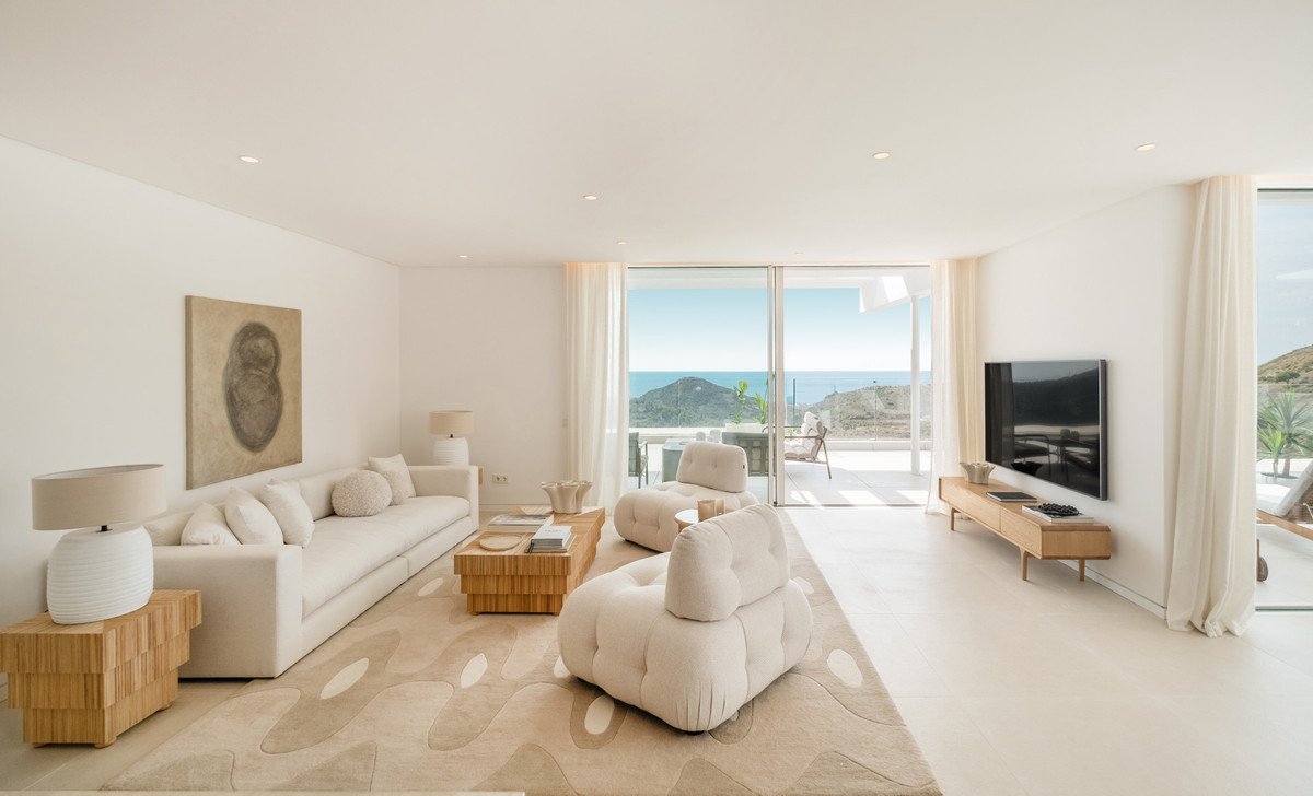 3 Bed Penthouse Duplex in Ojén
