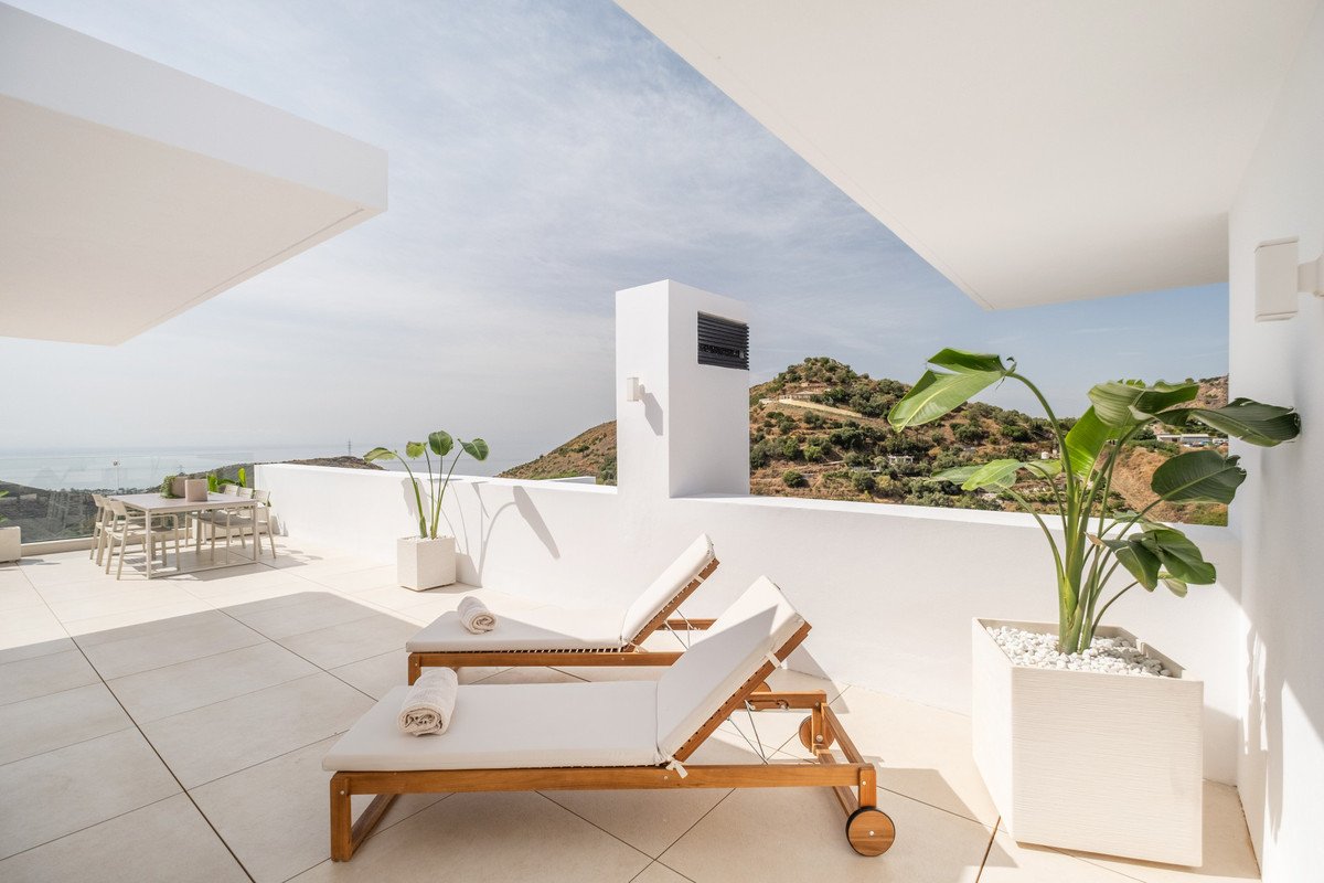 3 Bed Penthouse Duplex in Ojén