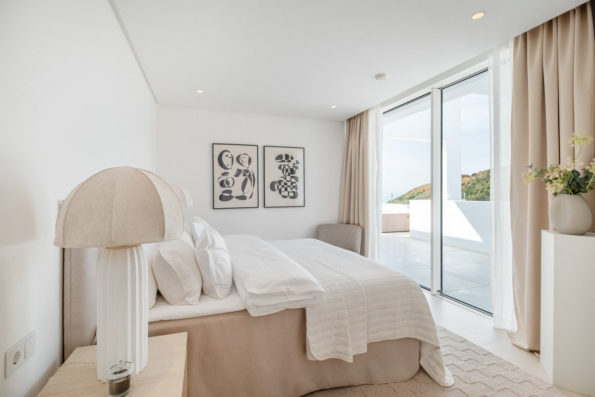 3 Bed Penthouse Duplex in Ojén