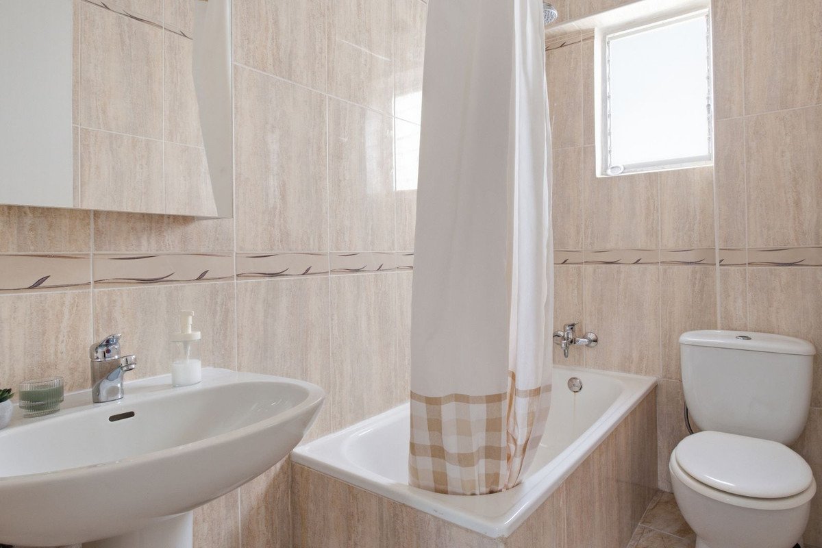 3 Bed Top Floor Apartment in Punta Prima