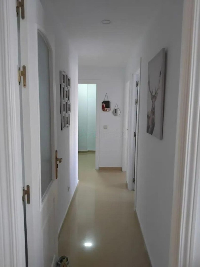 3 Bed Middle Floor Apartment in San Luis de Sabinillas