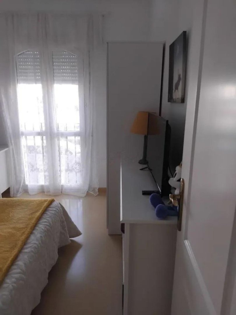 3 Bed Middle Floor Apartment in San Luis de Sabinillas