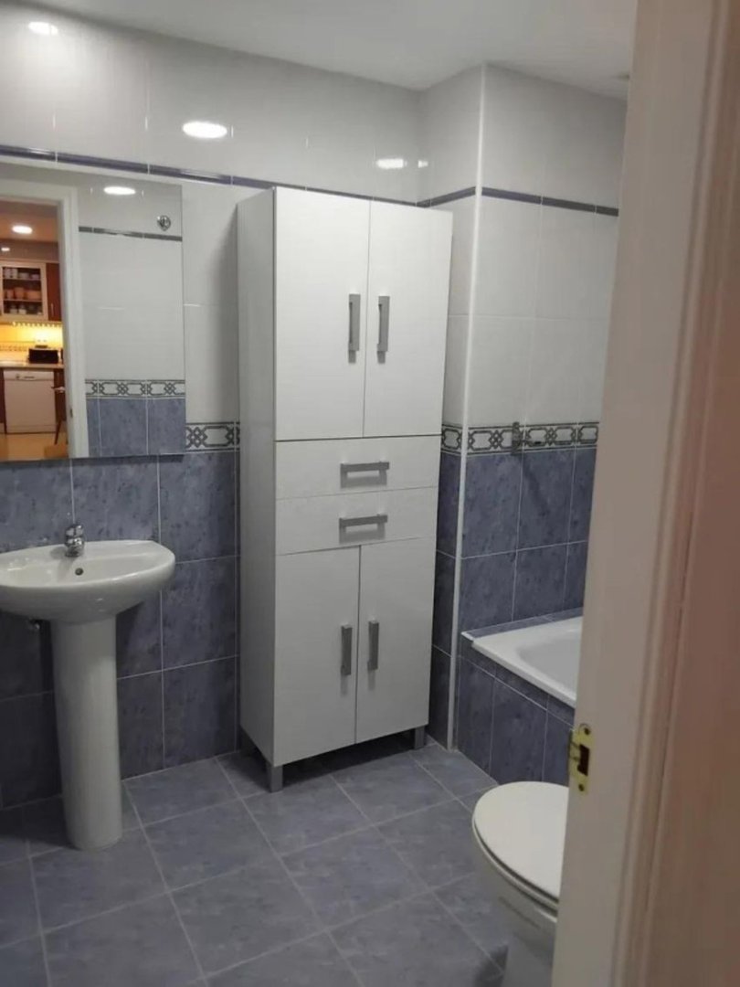 3 Bed Middle Floor Apartment in San Luis de Sabinillas