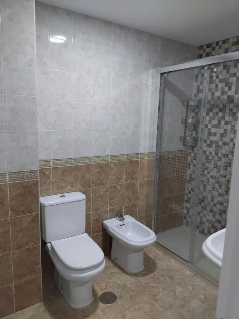 3 Bed Middle Floor Apartment in San Luis de Sabinillas
