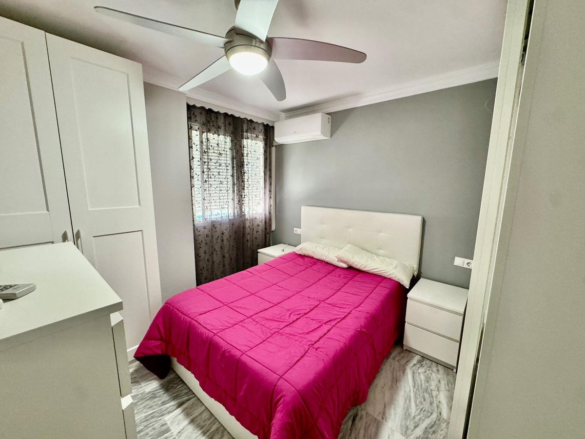 2 Bed Middle Floor Apartment in Teatinos