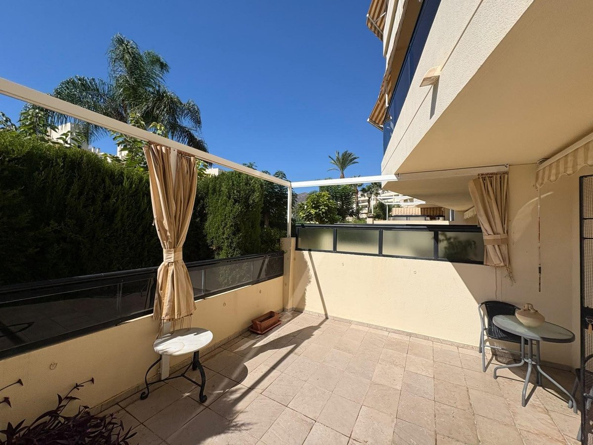 2 Bed Ground Floor Apartment in Torremolinos