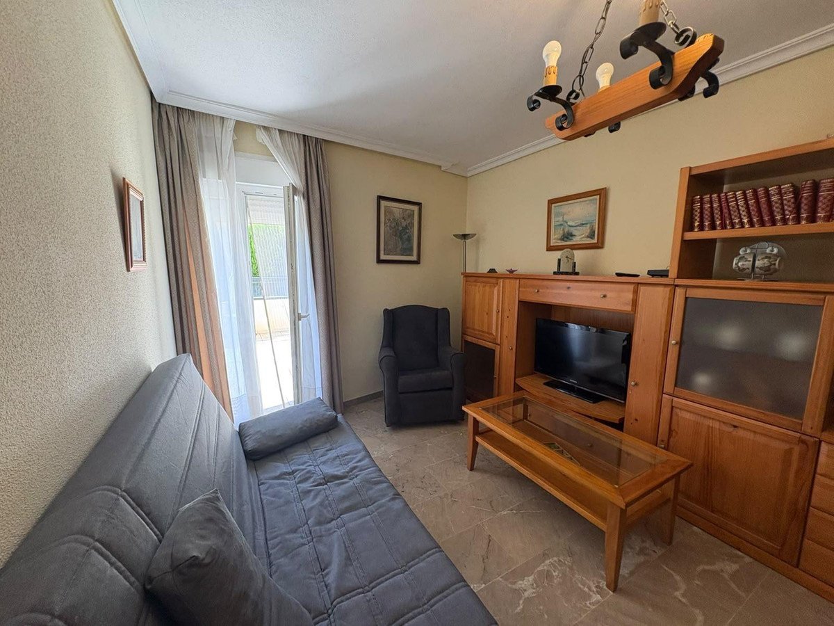 2 Bed Ground Floor Apartment in Torremolinos