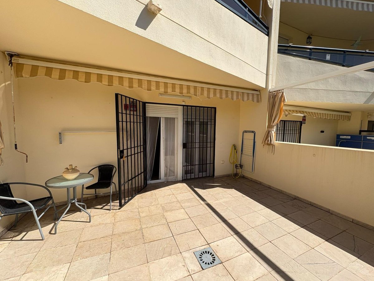 2 Bed Ground Floor Apartment in Torremolinos