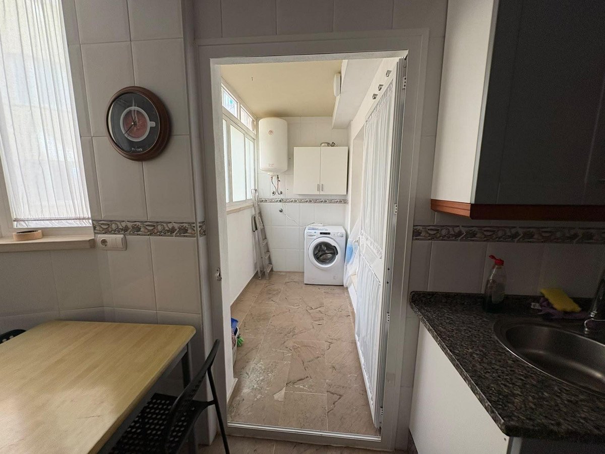 2 Bed Ground Floor Apartment in Torremolinos