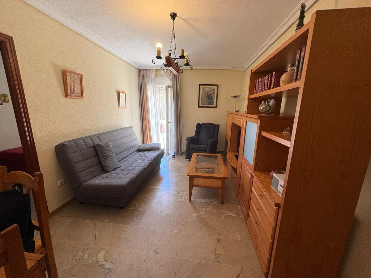 2 Bed Ground Floor Apartment in Torremolinos