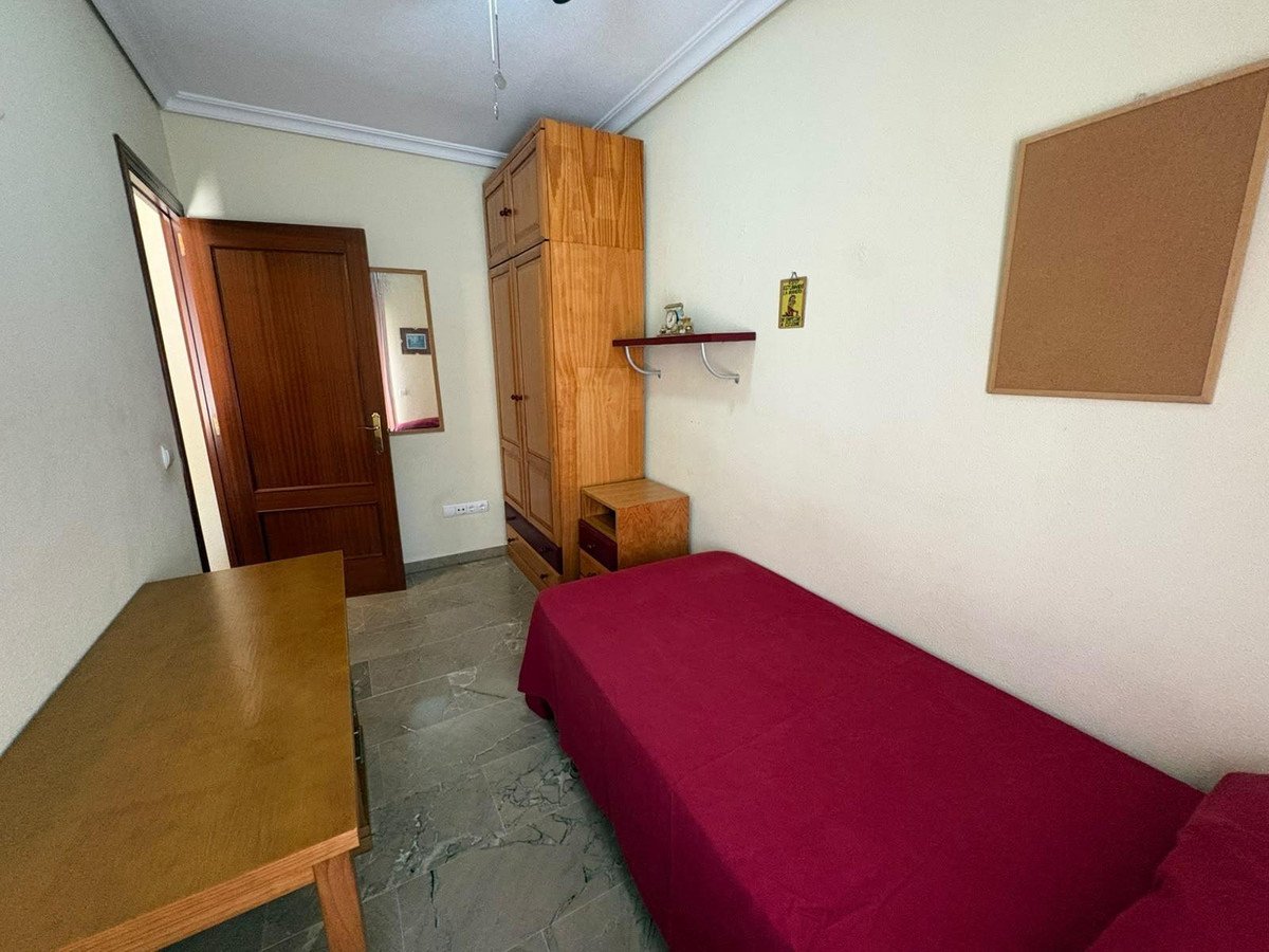2 Bed Ground Floor Apartment in Torremolinos