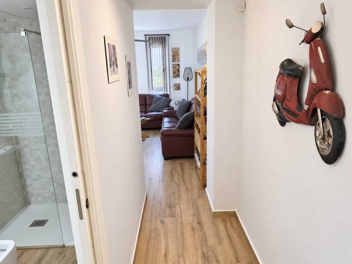 2 Bed Ground Floor Apartment in Los Boliches