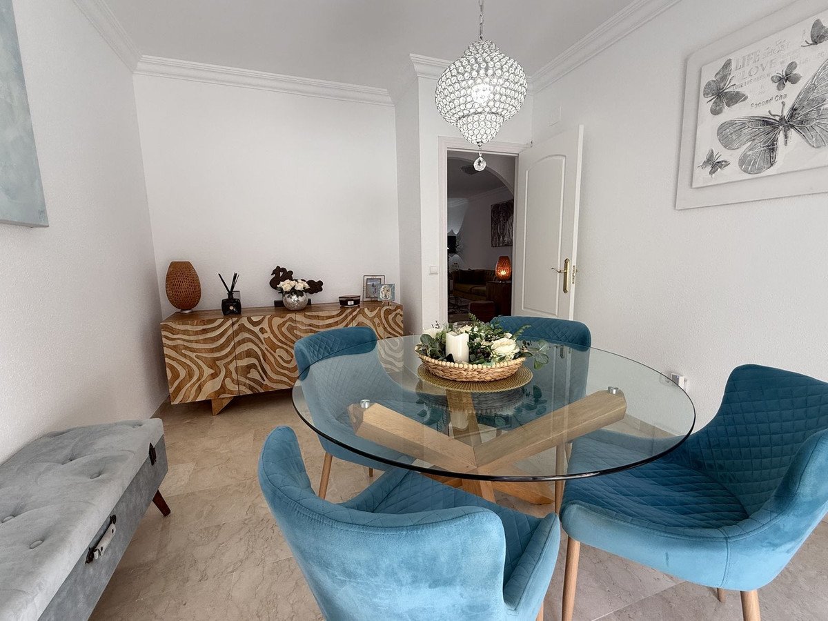 3 Bed Semi-Detached House in Riviera del Sol