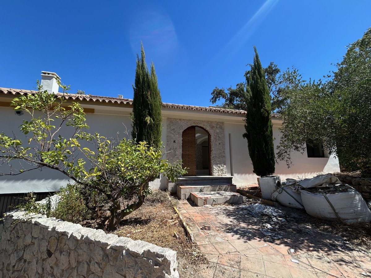 3 Bed Detached Villa in La Mairena