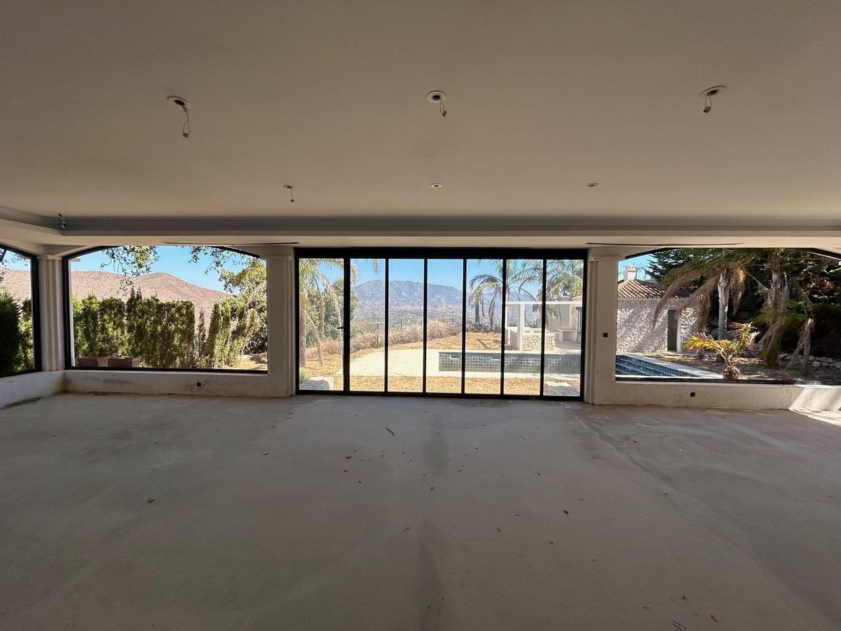 3 Bed Detached Villa in La Mairena