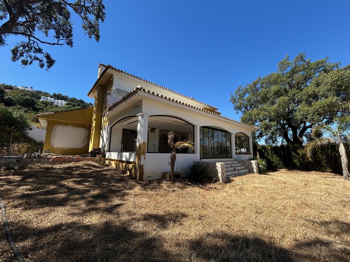 3 Bed Detached Villa in La Mairena