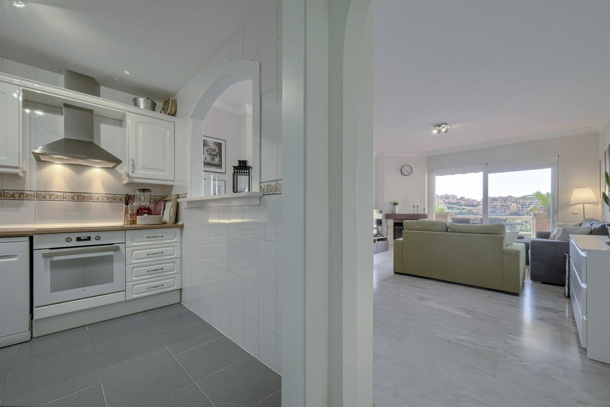 2 Bed Ground Floor Apartment in Calahonda