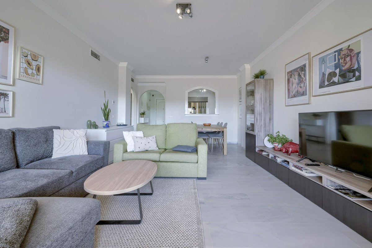 2 Bed Ground Floor Apartment in Calahonda
