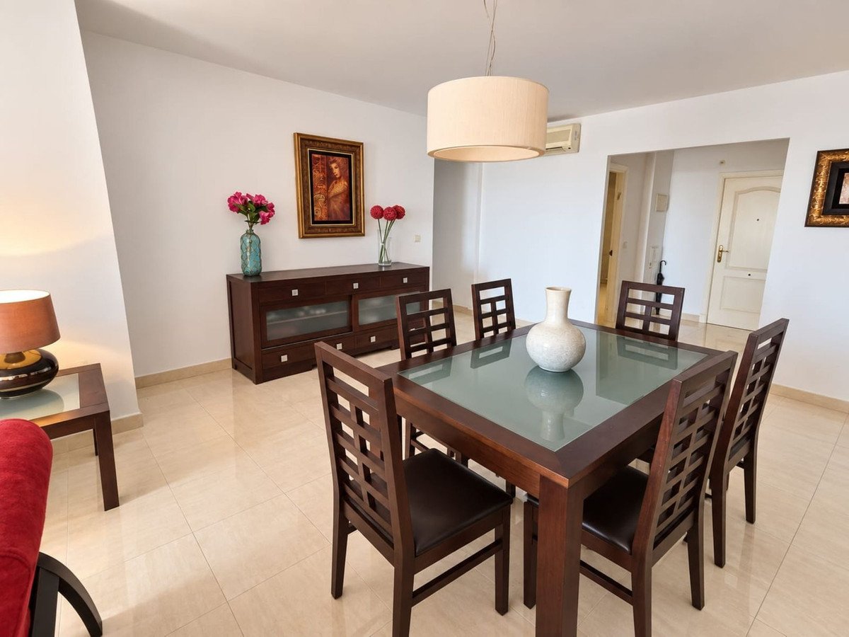 3 Bed Ground Floor Apartment in La Duquesa