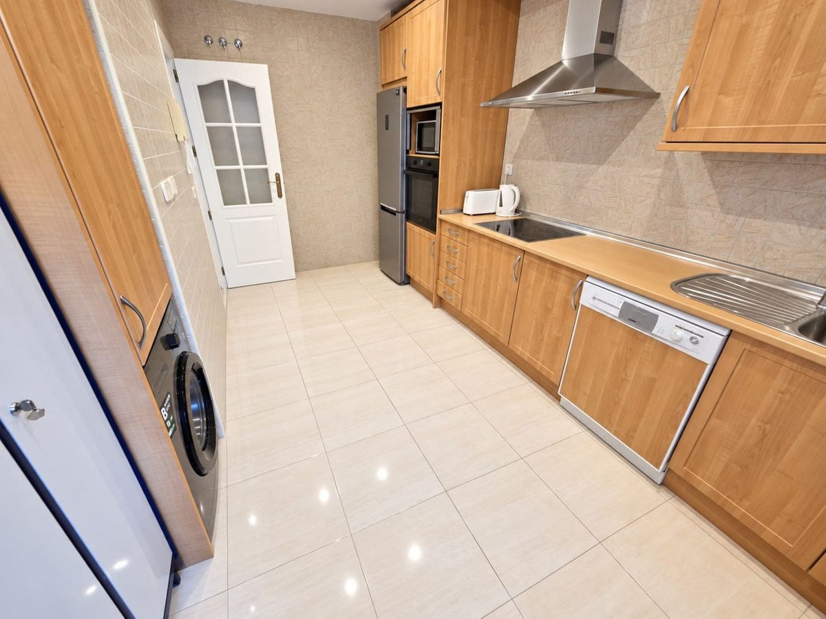 3 Bed Ground Floor Apartment in La Duquesa