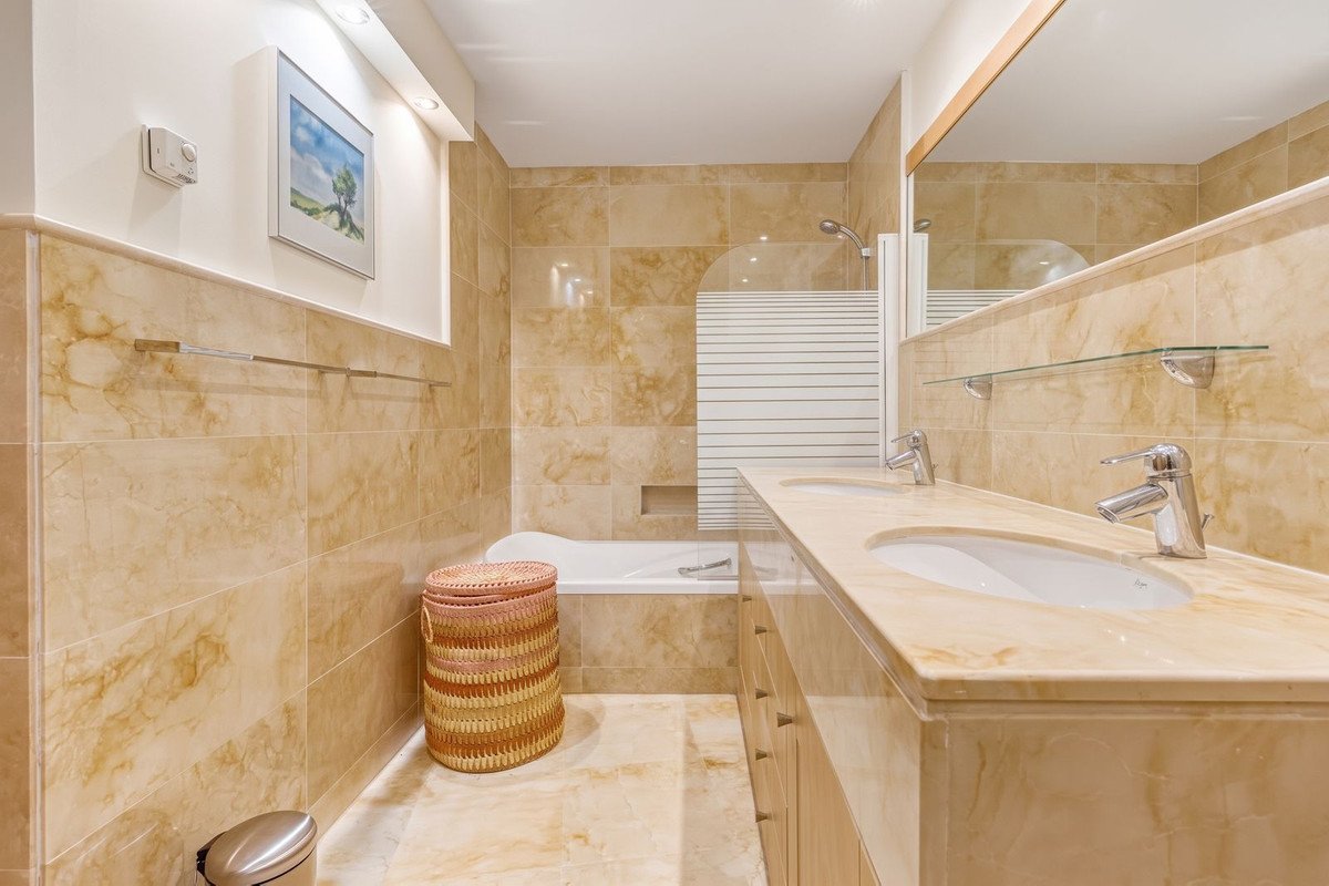 3 Bed Ground Floor Apartment in Altos de los Monteros