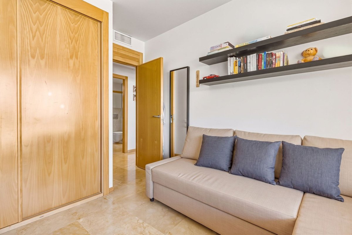 3 Bed Ground Floor Apartment in Altos de los Monteros