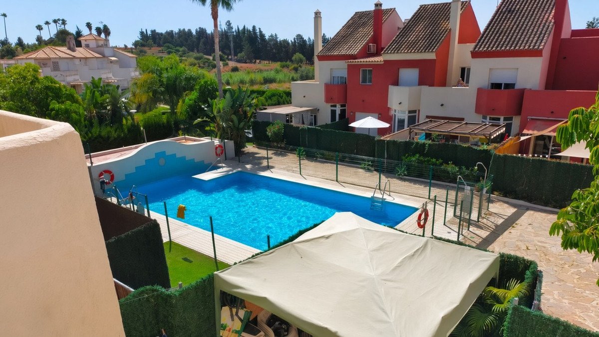 3 Bed Townhouse in Selwo