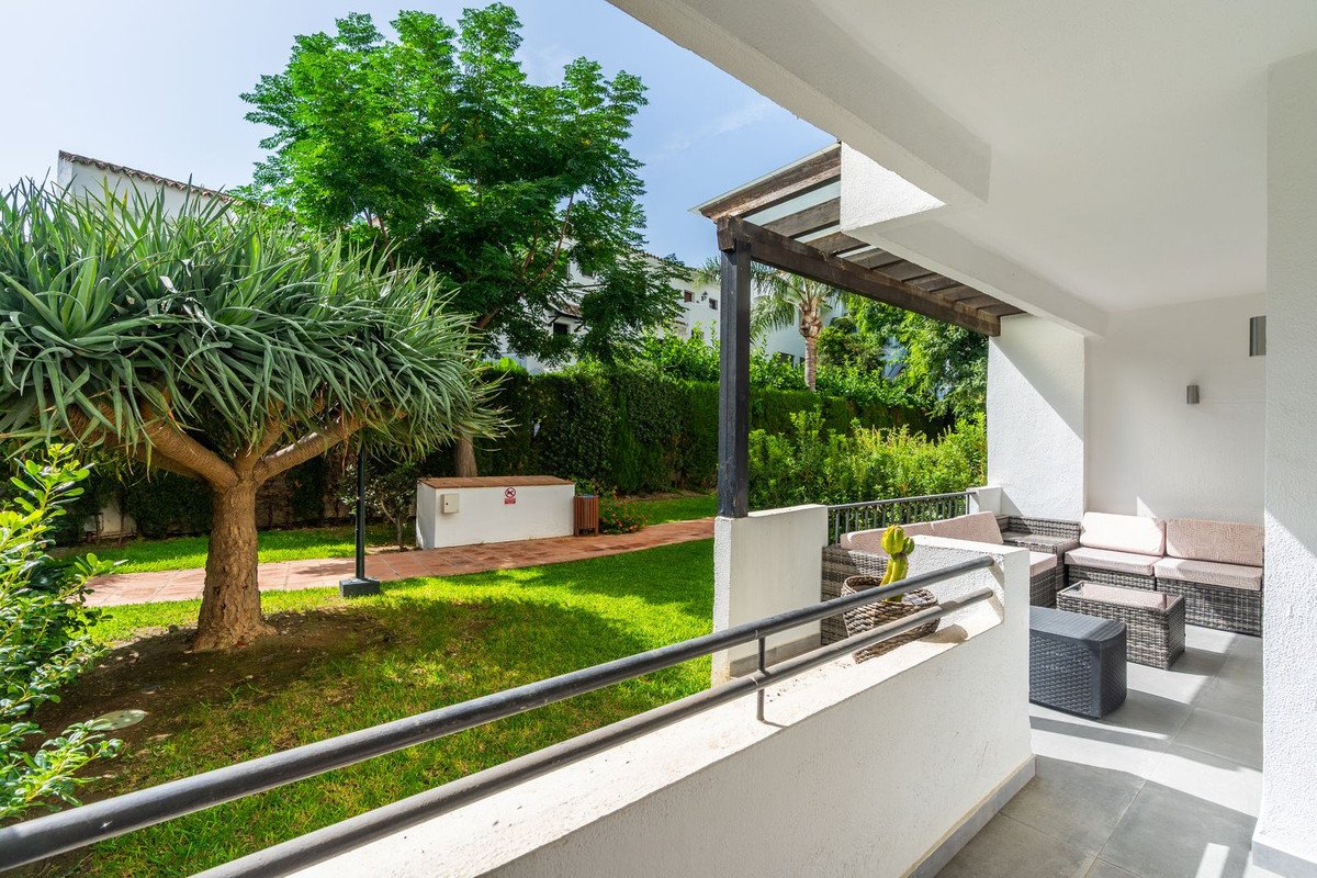 2 Bed Ground Floor Apartment in Puerto Banús