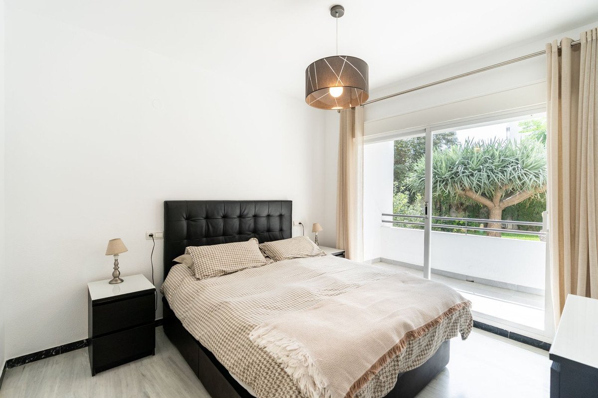 2 Bed Ground Floor Apartment in Puerto Banús