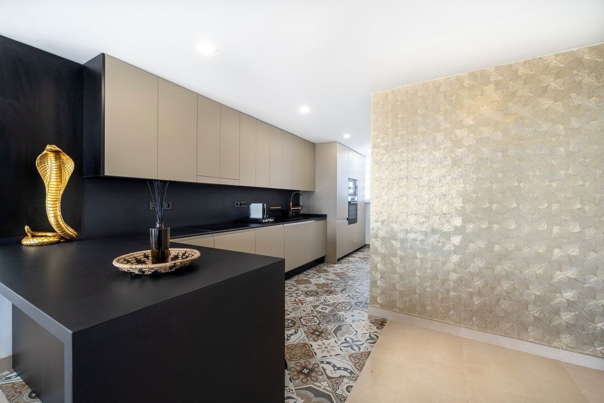 3 Bed Penthouse Duplex in Calanova Golf