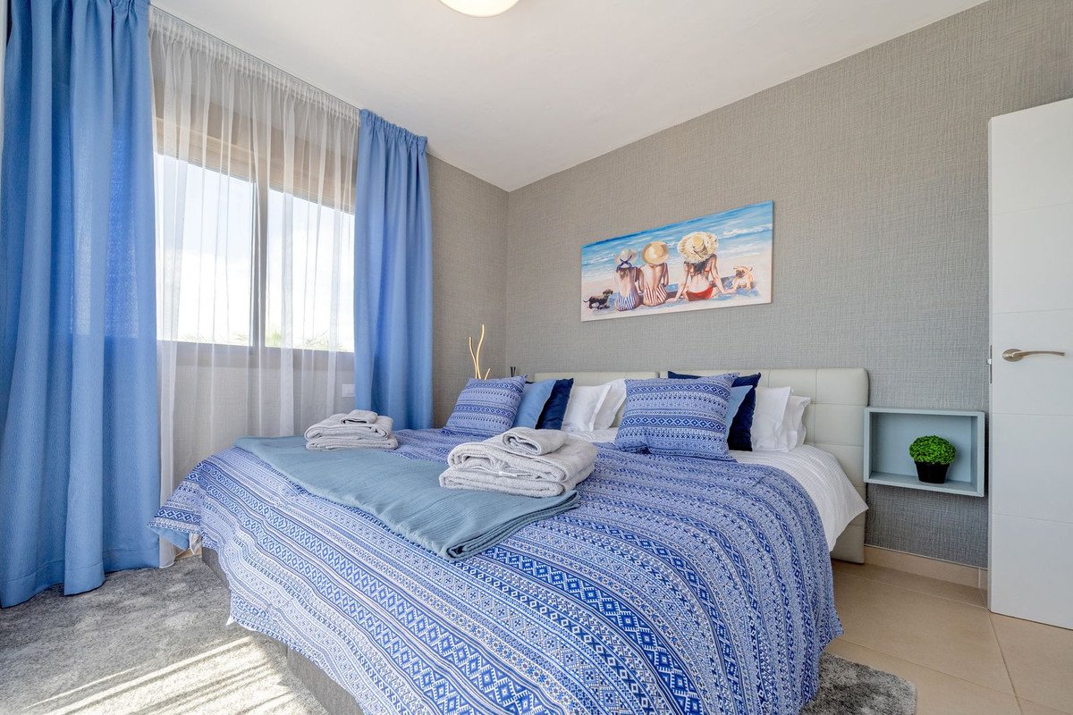 3 Bed Penthouse Duplex in Calanova Golf