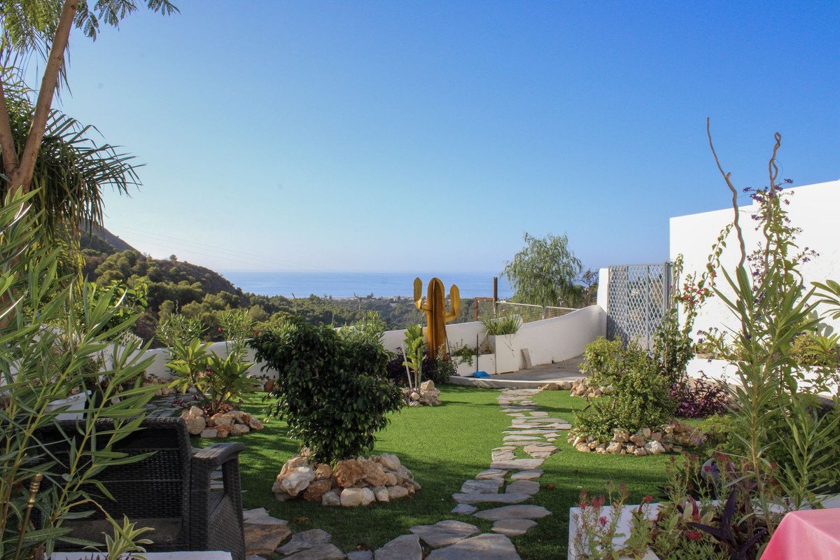 3 Bed Semi-Detached House in Frigiliana