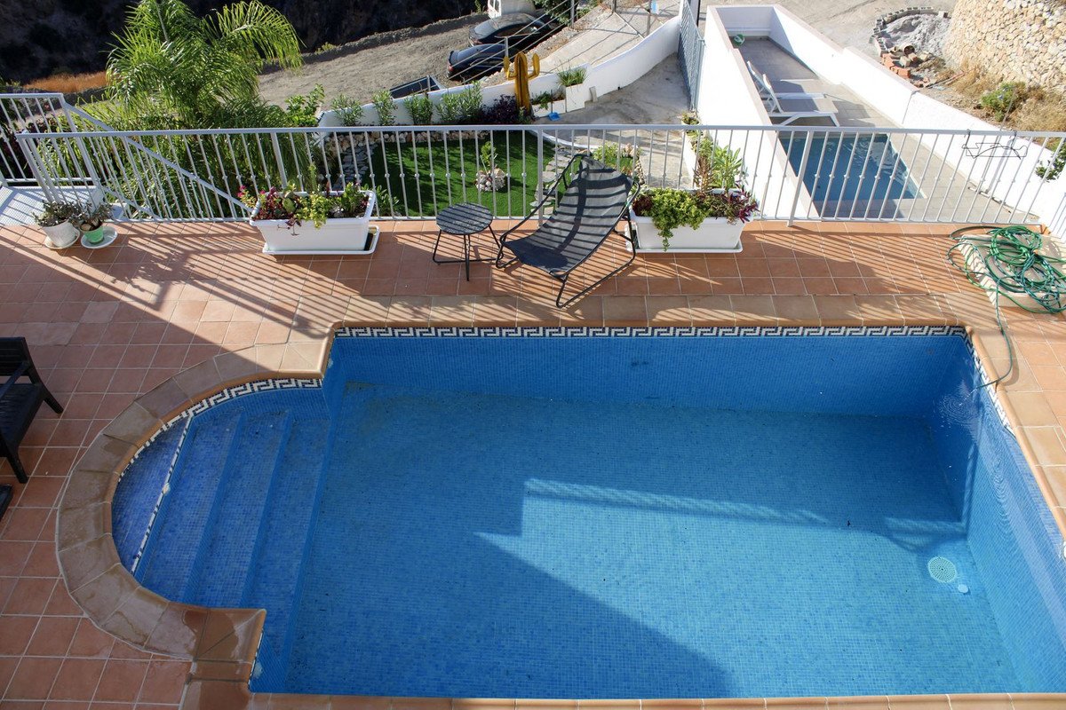 3 Bed Semi-Detached House in Frigiliana