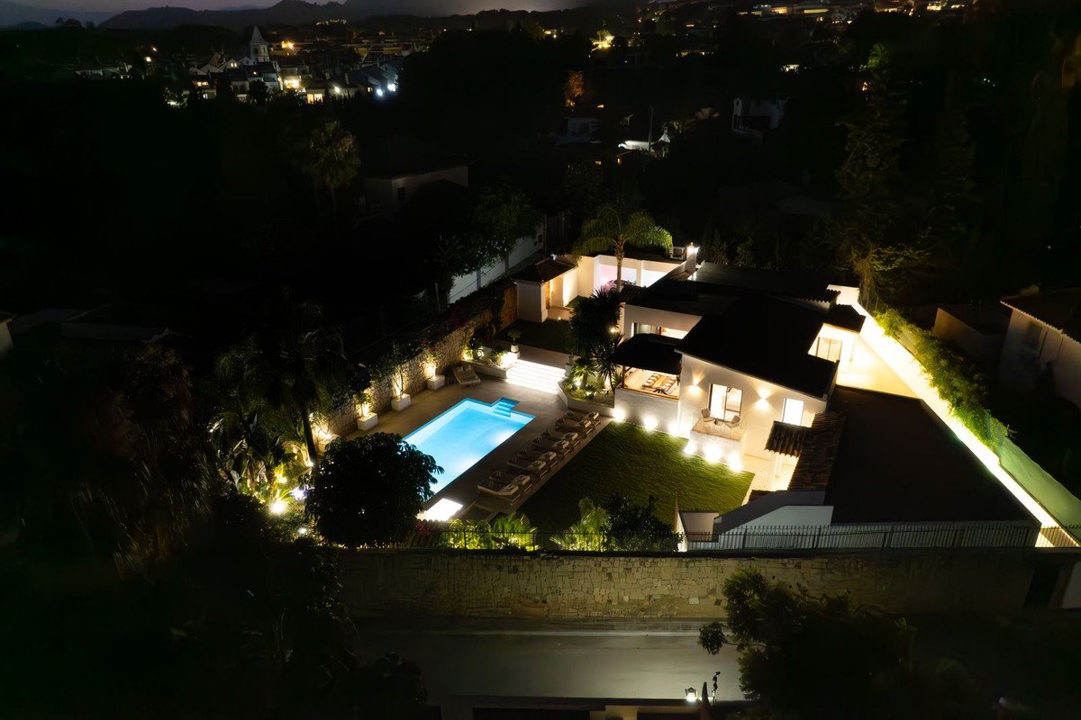 6 Bed Detached Villa in Nagüeles