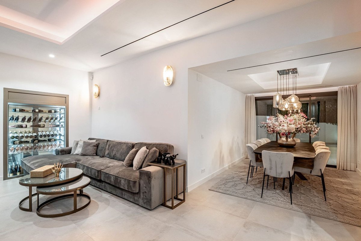 6 Bed Detached Villa in Nagüeles