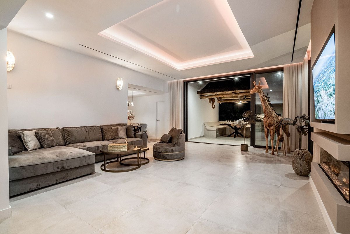 6 Bed Detached Villa in Nagüeles